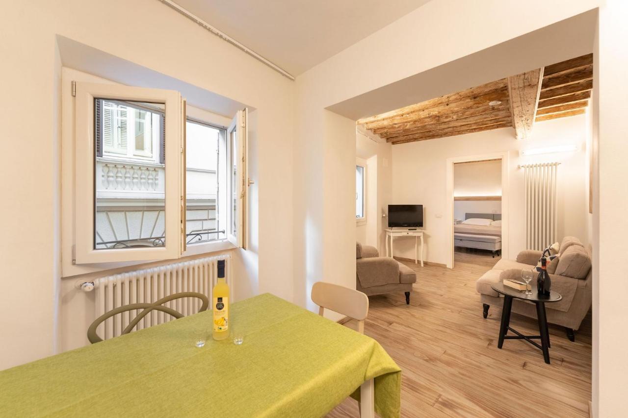 Istay - Zannetti Florens Exteriör bild
